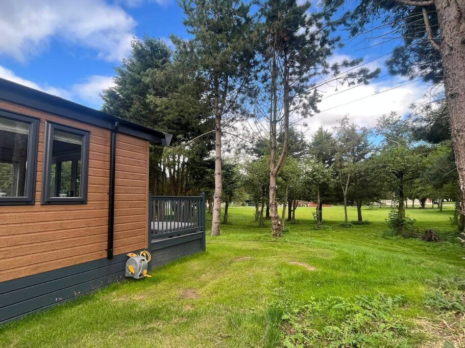 Willa Hideaway Retreat With Hot Tub York Zewnętrze zdjęcie