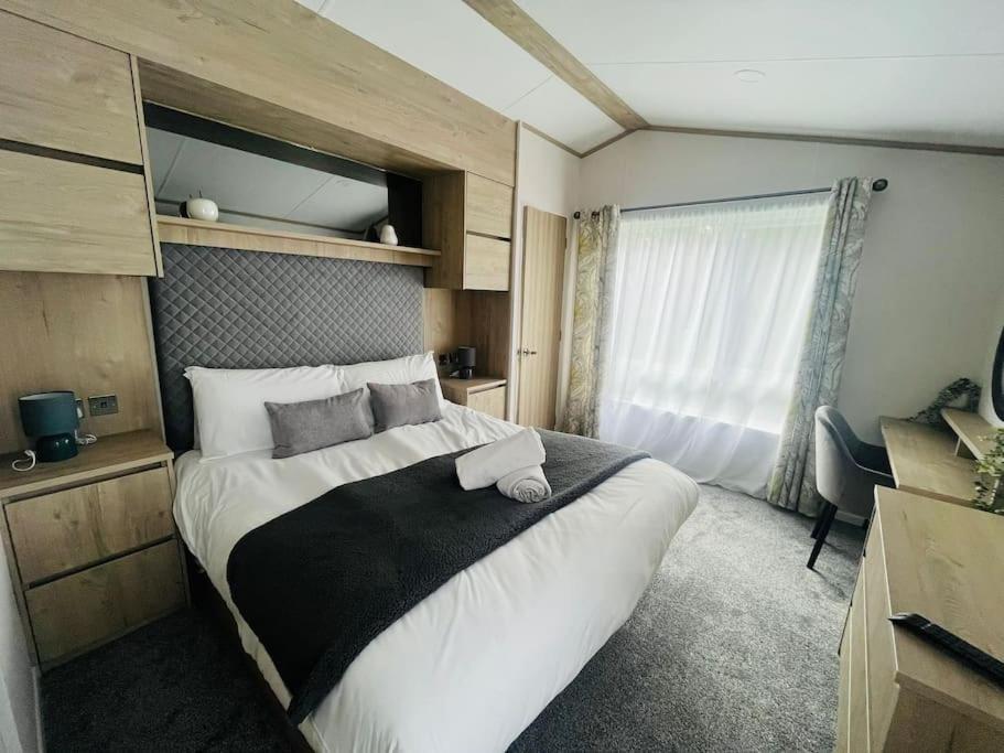 Willa Hideaway Retreat With Hot Tub York Zewnętrze zdjęcie